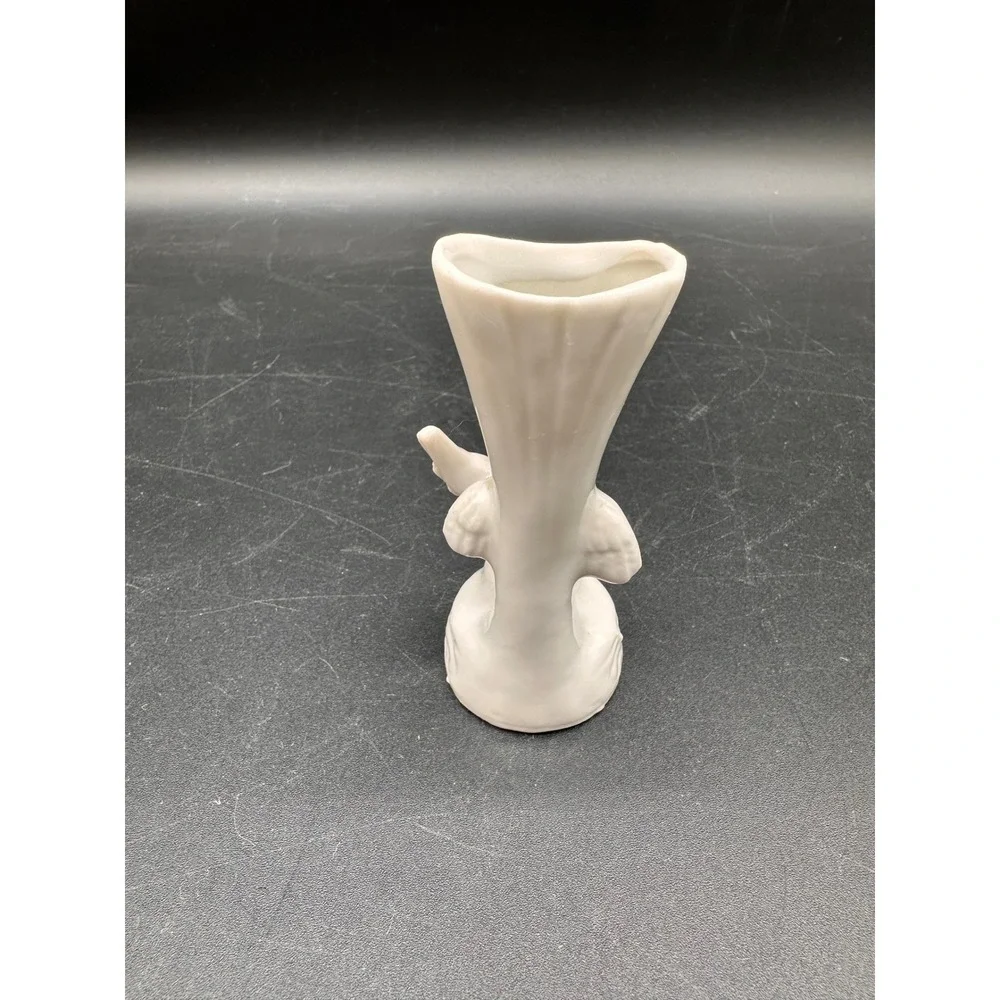 Vintage Cherub Angel Violin Porcelain Bud Vase Souvenir Kennett MO Japan 3.75